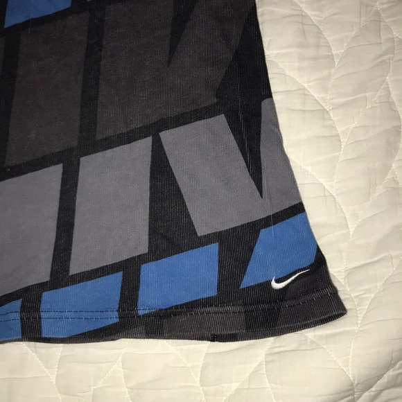 Nike Dri-Fit Tank - Picture 2 of 4